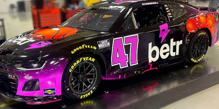 “Betr เข้าร่วม NASCAR โดยให้การสนับสนุน Ricky Stenhouse Jr.”