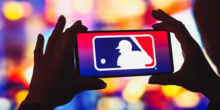 สหพันธ์นักกีฬา MLB ต่อสู้กับการพิจารณาของ DraftKings ในการแต่งตั้งความสามารถในเรื่อง NIL