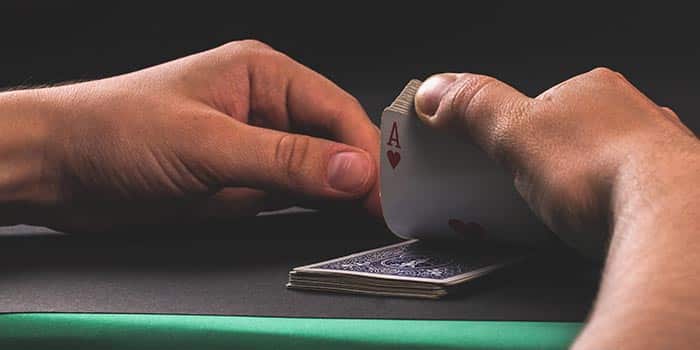 ซีรีส์ World Series of Poker ห้ามใช้ AI หรือคำแนะนำจากมนุษย์ในการเล่นสด