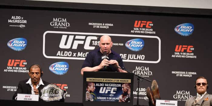 ดาน่าไวท์ สัญญาว่าจะมีการ์ดการ์ดการ์ดที่รุนแรงสำหรับ UFC ที่ว่าที่บ้านขาว